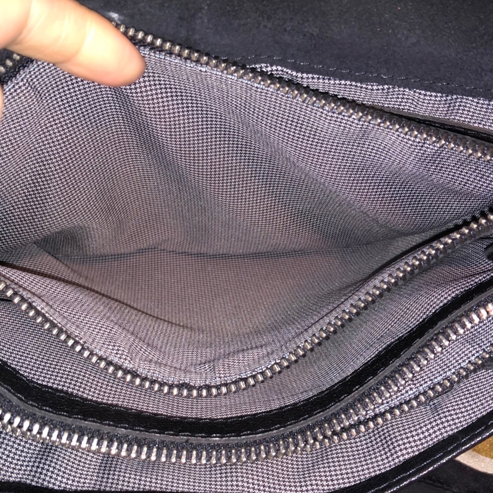 Spikes & Sparrow Leather Crossbody Shoulder Bag - Picture 11 of 13